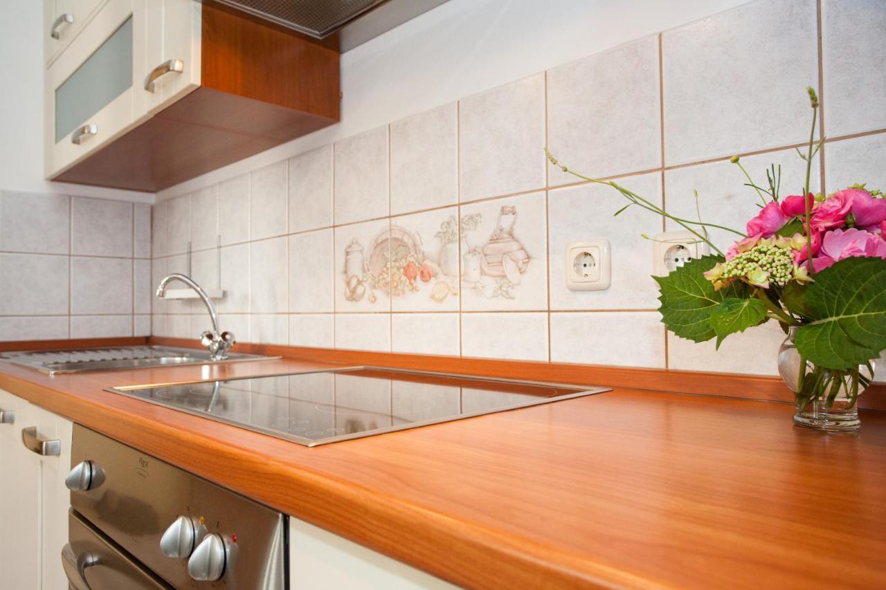 Apartments Dino Đảo Krk Ngoại thất bức ảnh