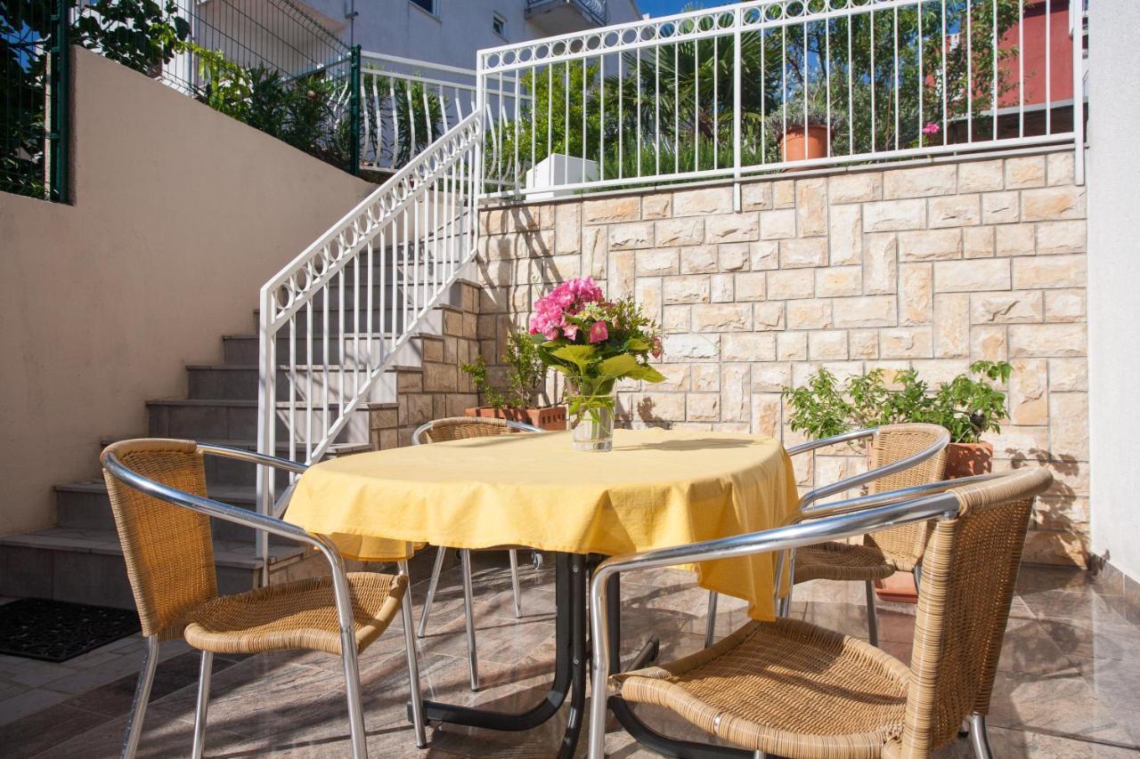 Apartments Dino Đảo Krk Ngoại thất bức ảnh