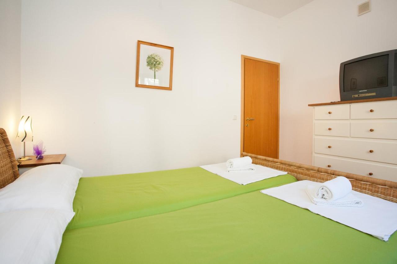 Apartments Dino Đảo Krk Ngoại thất bức ảnh