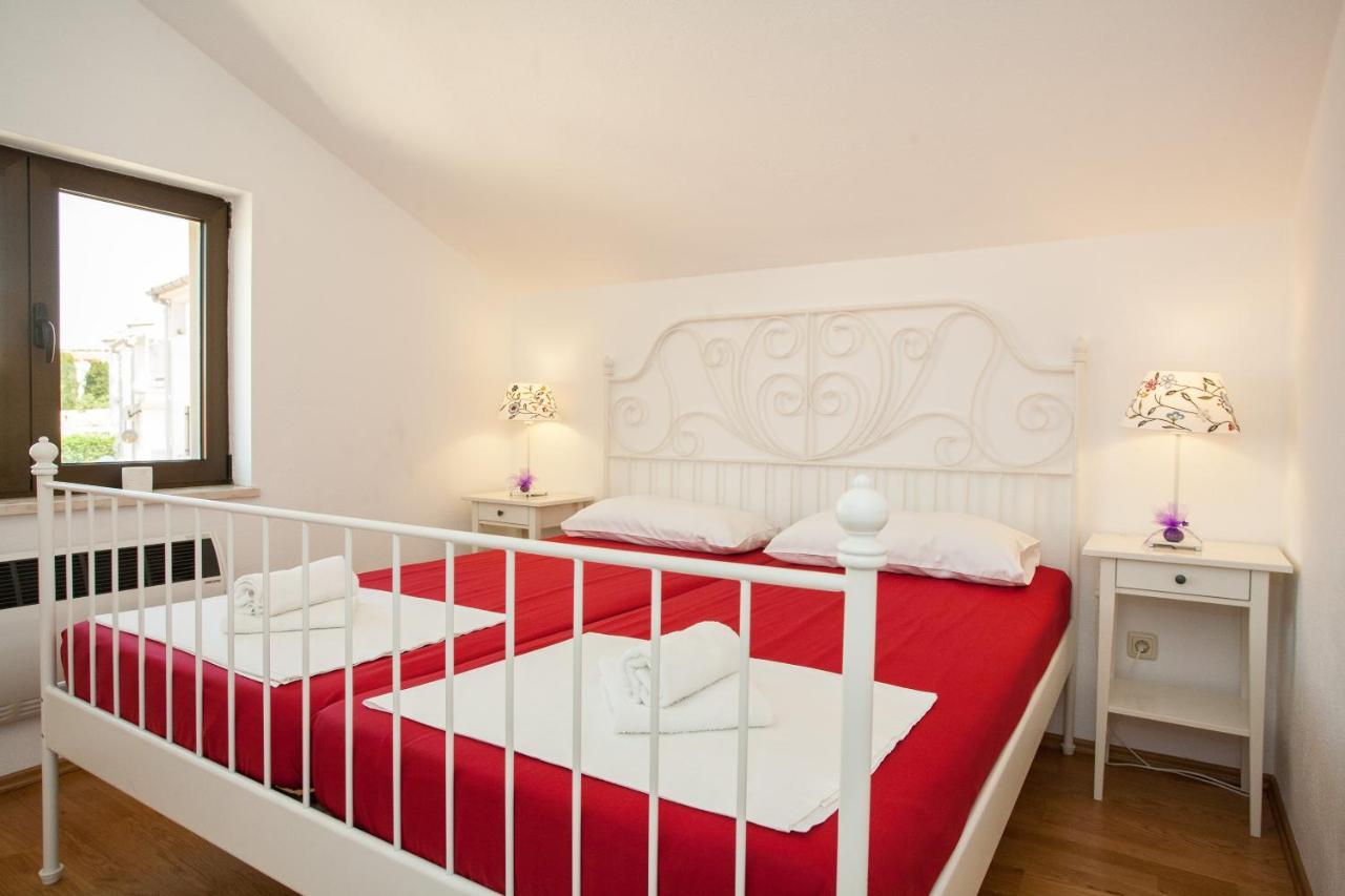 Apartments Dino Đảo Krk Ngoại thất bức ảnh