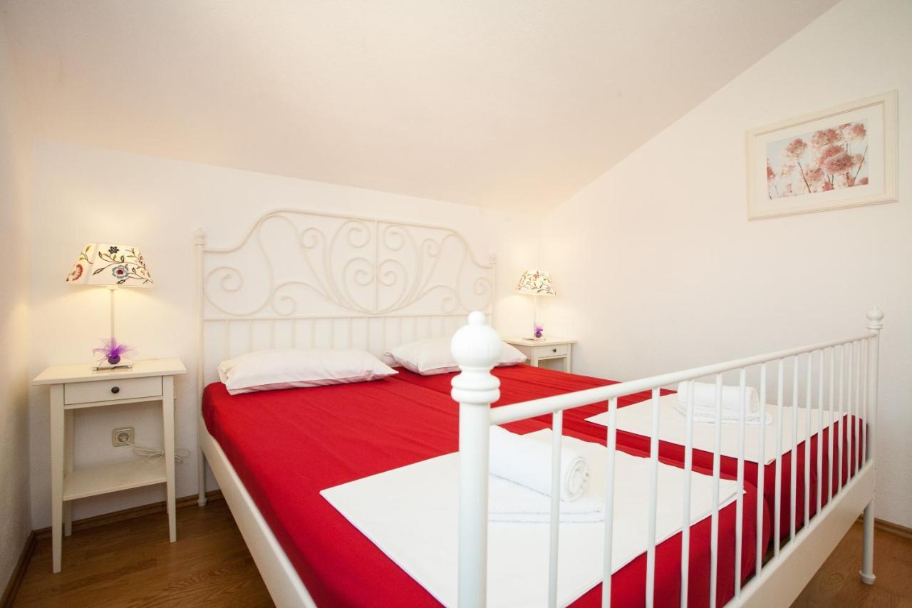 Apartments Dino Đảo Krk Ngoại thất bức ảnh