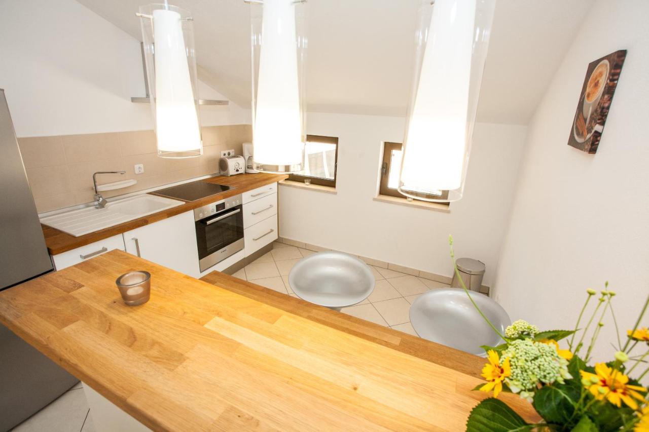 Apartments Dino Đảo Krk Ngoại thất bức ảnh