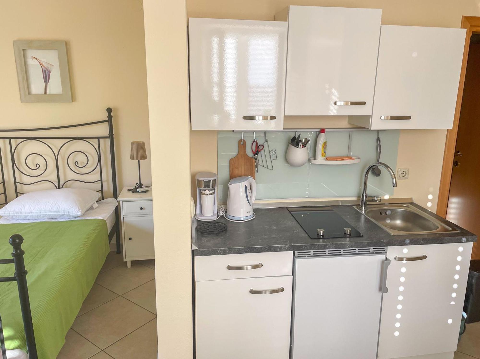 Apartments Dino Đảo Krk Ngoại thất bức ảnh