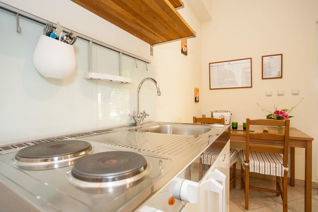Apartments Dino Đảo Krk Ngoại thất bức ảnh